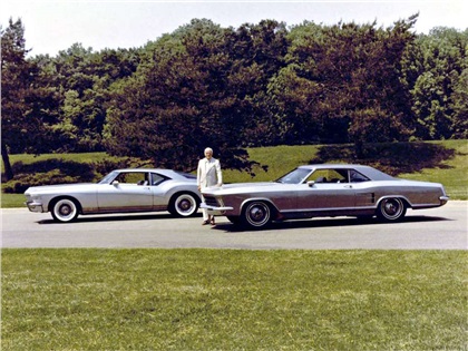 1963 Buick Riviera Silver Arrow I and 1972 Buick Silver Arrow III Concepts