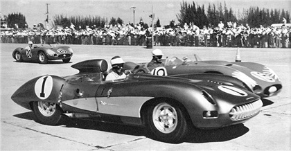 Corvette SS (J.Fitch) at Sebring 12hr, Maseratis 19