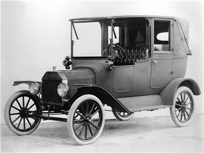 Ford Model T Town Car, 1915