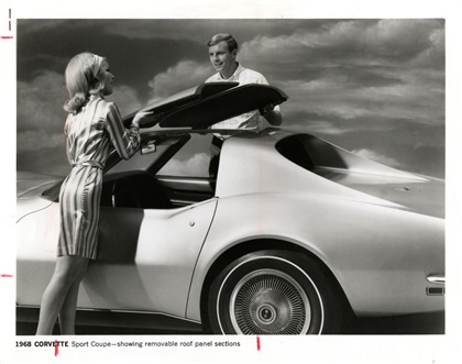 Corvette Sport Coupe, 1968 - Showing removable roof panel sections. Will Corvette roof panels set a trend? Auto industry relies on citizen panelists.
