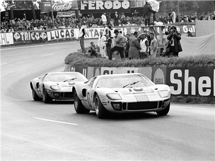 Gulf Ford GT40s at LeMans, 1968