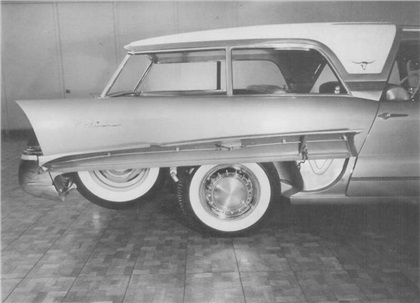 Chrysler-Plymouth Plainsman Experimental Station Wagon, 1956 - Spare Tire
