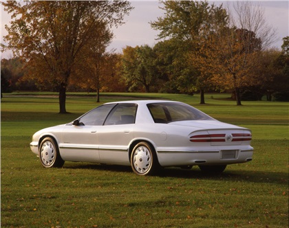 Buick Park Avenue Essence Concept Car, 1989 - White
