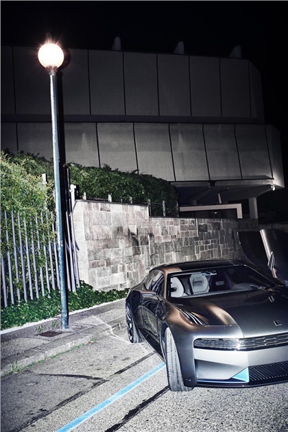 Lynk & Co CCC Concept, 2016