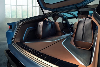 Lamborghini Lanzador Concept, 2023 – Interior