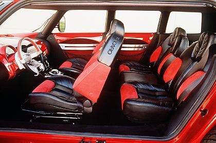 Mitsubishi SSU Mad Max Concept, 1999 - Interior
