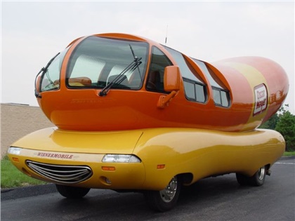 Oscar Mayer Wienermobile, 1995 (Гарри Бредли)