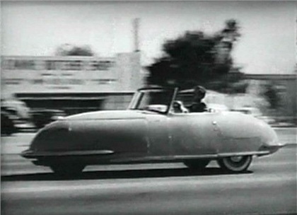 Davis Divan Sedan (1948)