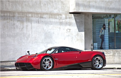 Pagani Huayra (2011)