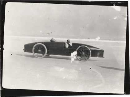Stanley "Rocket" Steam Car (1906) - Fred Marriot