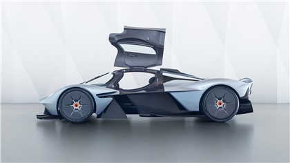 Aston Martin Valkyrie (2017)