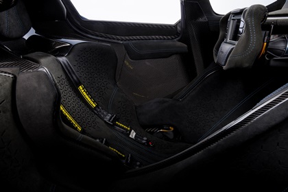 Praga Bohema (2022): Interior