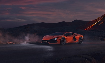 Lamborghini LB744 Revuelto (2023)
