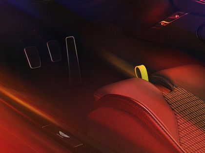 Aston Martin Valour (2023)