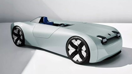 Triumph TR25 by Makkina (2023)