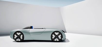 Triumph TR25 by Makkina (2023)