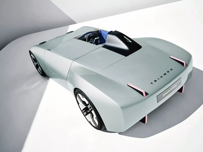 Triumph TR25 by Makkina (2023)