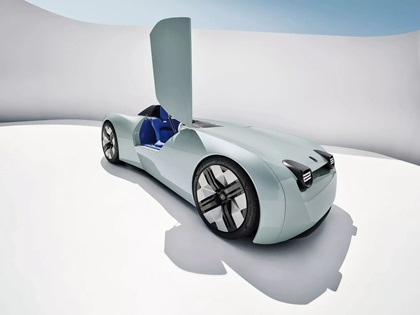 Triumph TR25 by Makkina (2023)