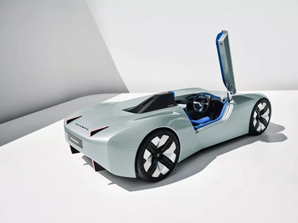 Triumph TR25 by Makkina (2023)