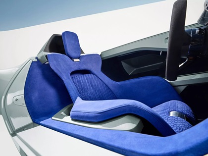 Triumph TR25 by Makkina (2023) – Interior