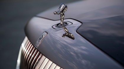 Rolls-Royce La Rose Noire Droptail (2023)