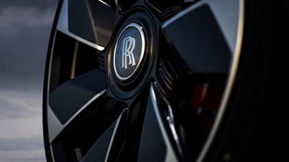 Rolls-Royce La Rose Noire Droptail (2023)