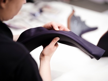 Rolls-Royce Amethyst Droptail (2023) – Wood, Leather and Metal