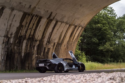 Tushek TS 900 H Apex (2019): 937-HP Hybrid Hypercar from Slovenia