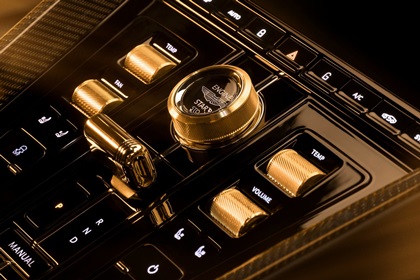 Aston Martin DB12 ‘Goldfinger’