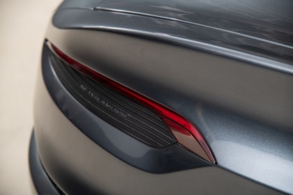 VLF Force 1 V10 (2018)