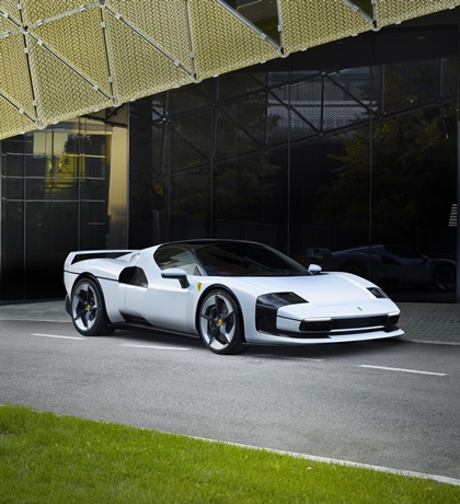 Ferrari SC40 (2025)