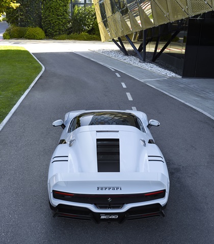 Ferrari SC40 (2025)