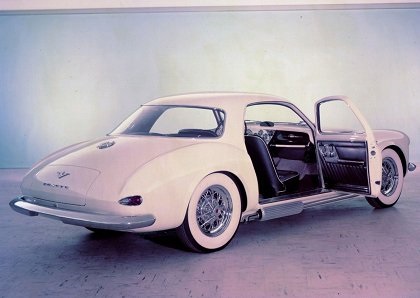 The 1954 DeSoto Adventurer concept car could seat four, despite its closely coupled styling.