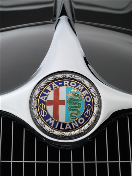 Alfa Romeo 8C 2900 B Lungo Berlinetta (Touring), 1938 - Badge - Photo: Keith W. Grey