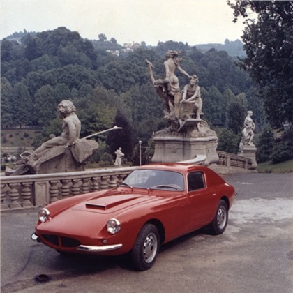 Apollo GT Prototype (Intermeccanica), 1962 - The early finished prototype shows the original style grille and the absence of rear quarter windows