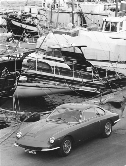Apollo/Griffith GT 2+2 Coupe Prototype (Intermeccanica), 1965 - at San Remo, Italy