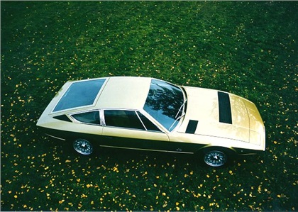 Maserati Khamsin (Bertone), 1972 - The prototype Khamsin: no Maserati badge on the bonnet