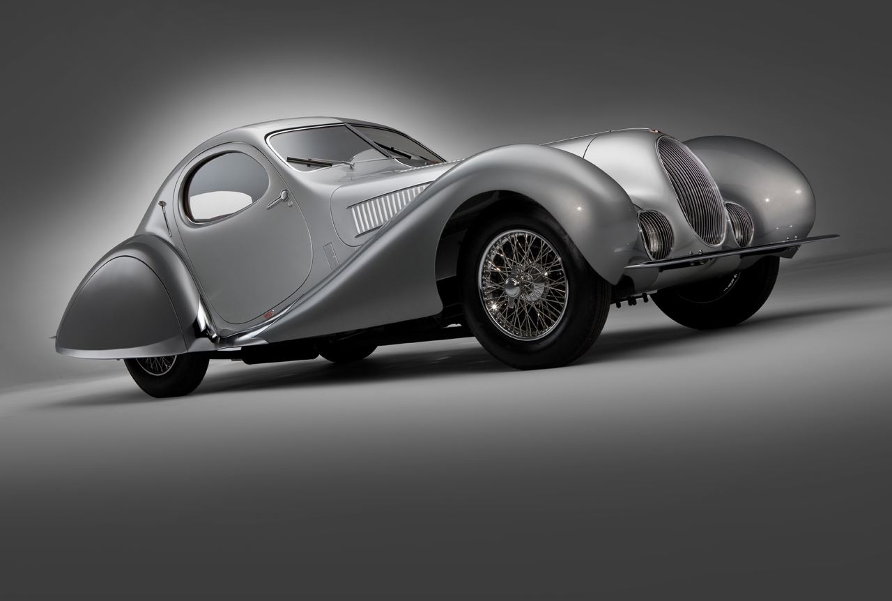 Talbot-Lago T150C-SS Teardrop Coupe (Figoni et Falaschi), 1938 - Photo: Troy Wood / RM Auctions