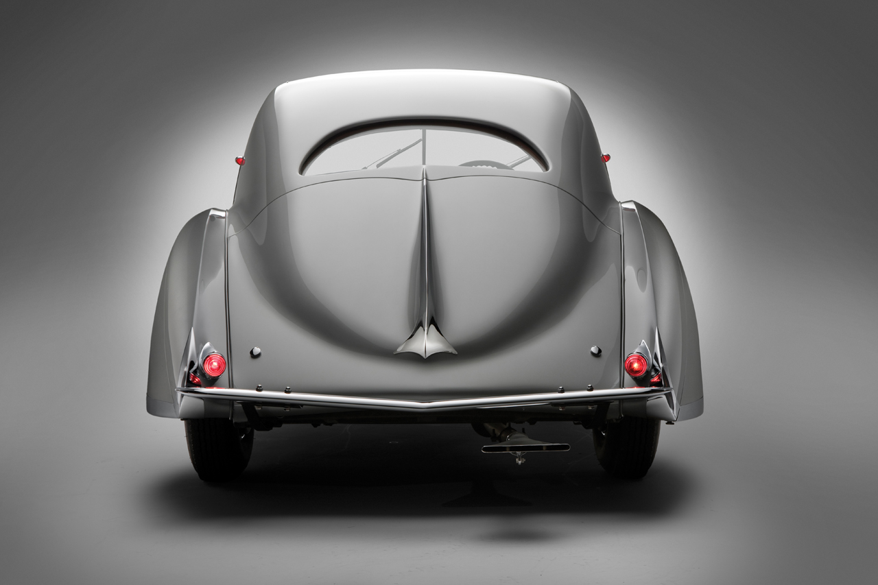 Talbot-Lago T150C-SS Teardrop Coupe (Figoni et Falaschi), 1938 - Photo: Troy Wood / RM Auctions