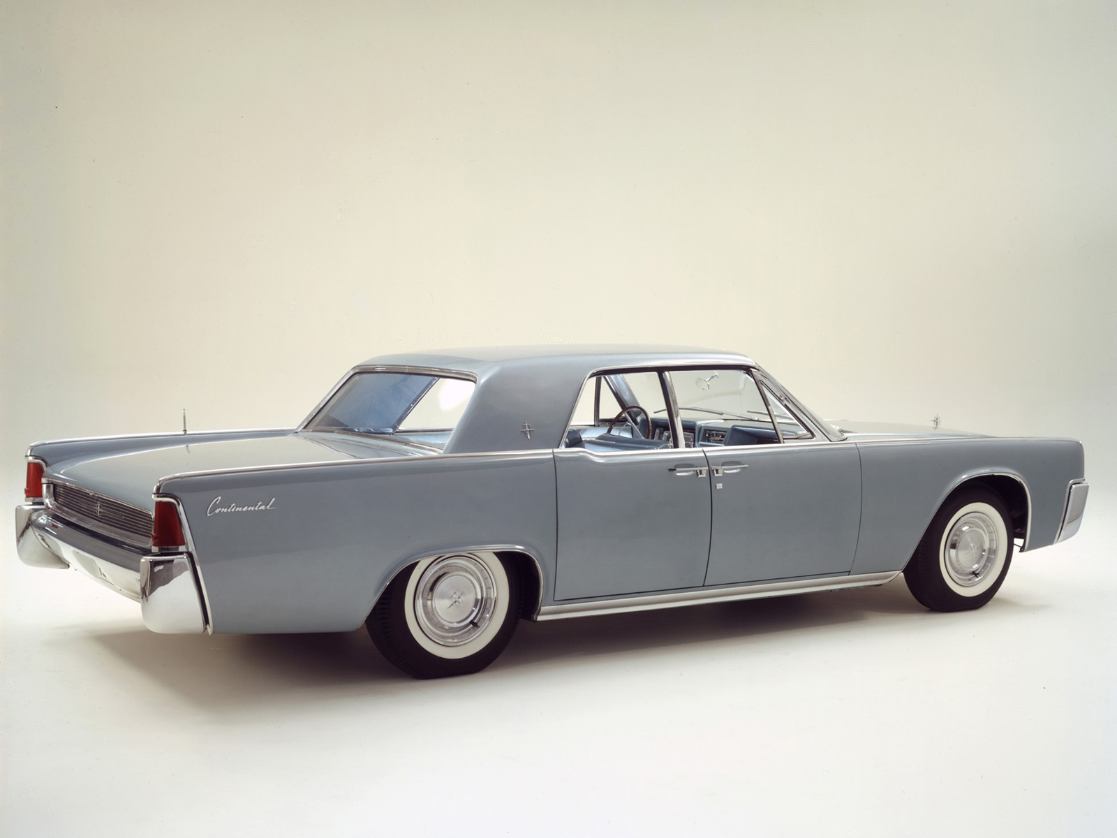 Lincoln Continental Four-Door Sedan, 1961