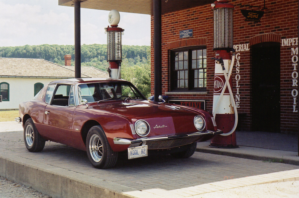 Studebaker Avanti, 1963