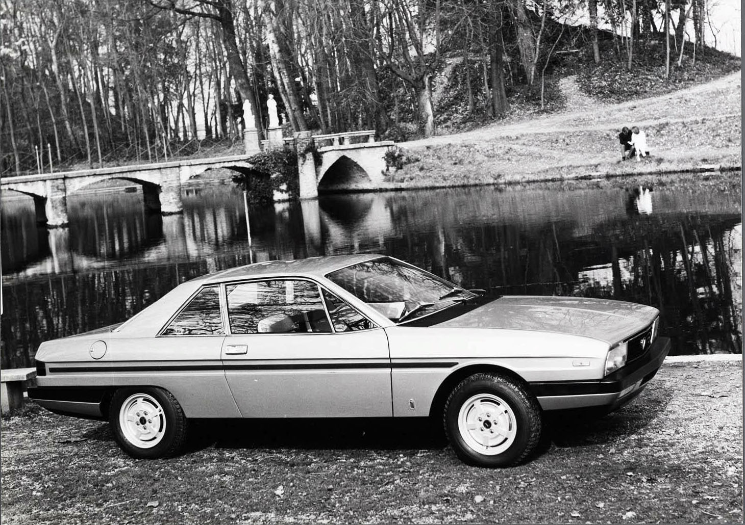 Lancia Gamma Coupe (Pininfarina), 1976–80