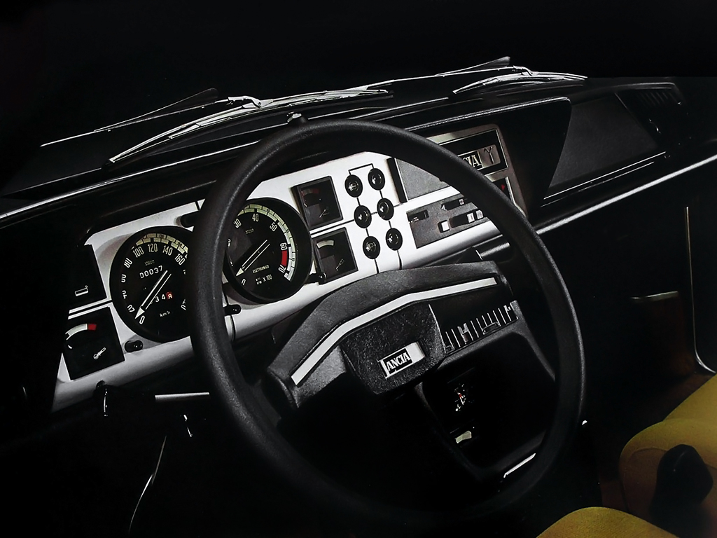 Lancia Gamma Coupe (Pininfarina), 1976–80 - Interior