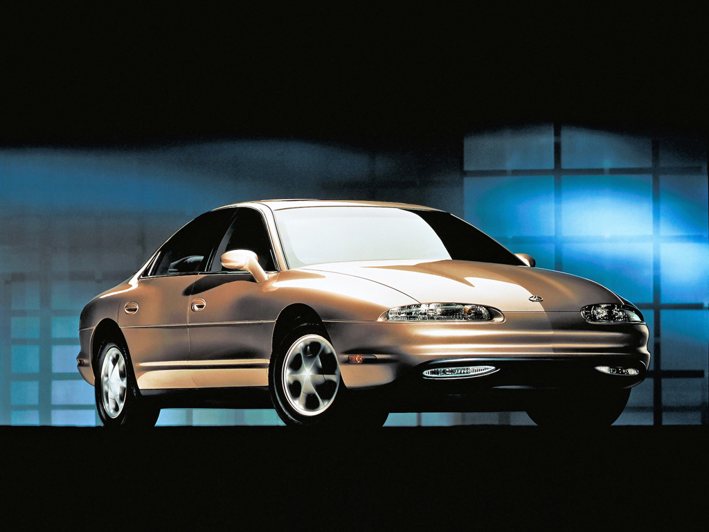 Oldsmobile Aurora, 1995