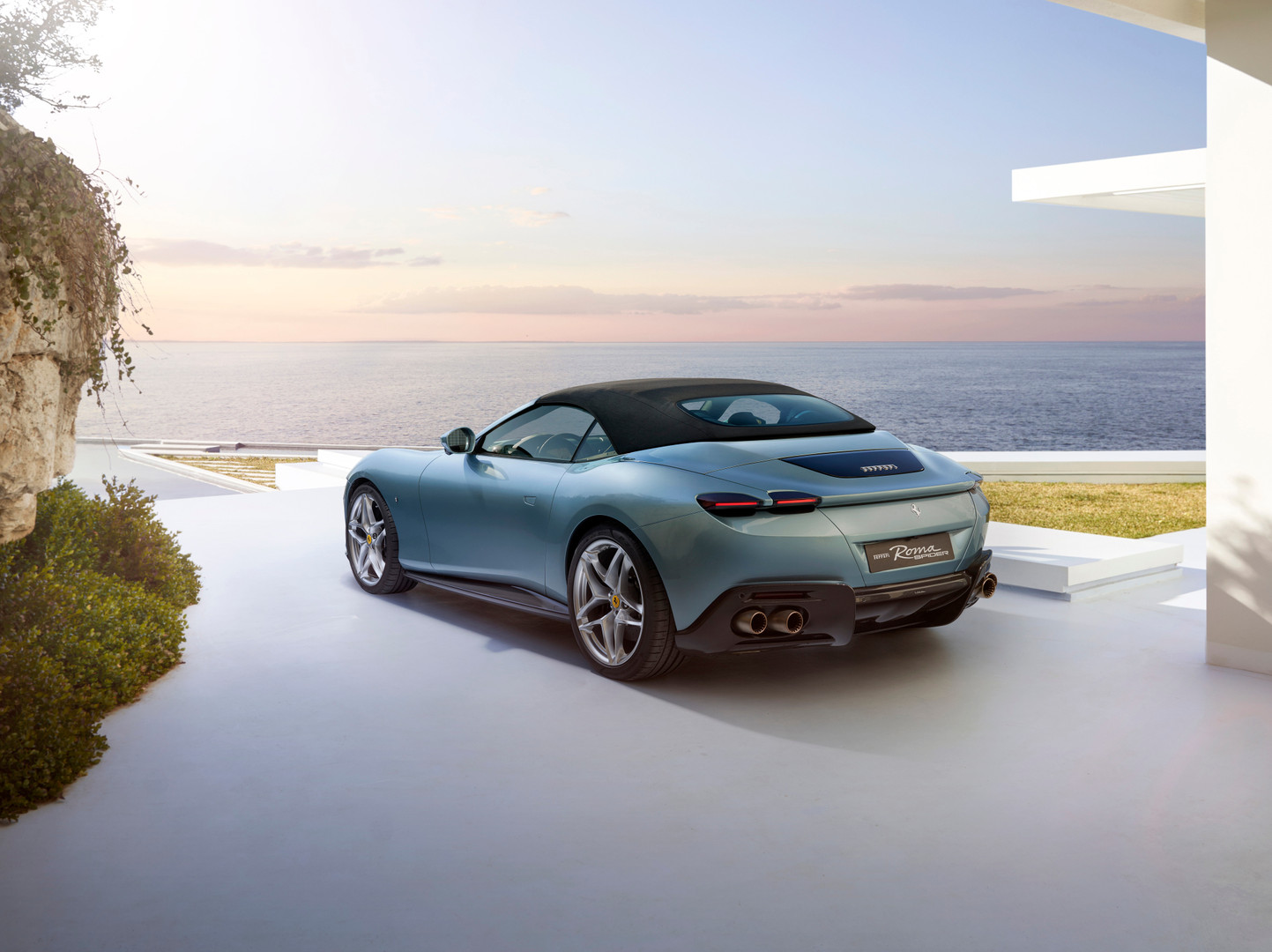 Ferrari Roma Spider, 2024