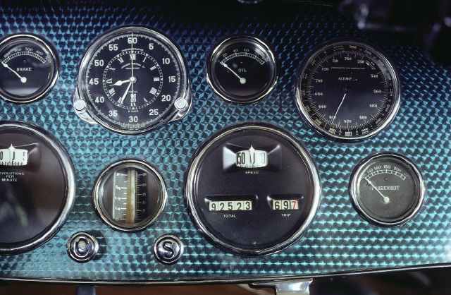 1929 Duesenberg Model J Dual Cowl Phaeton (Body by Murphy)