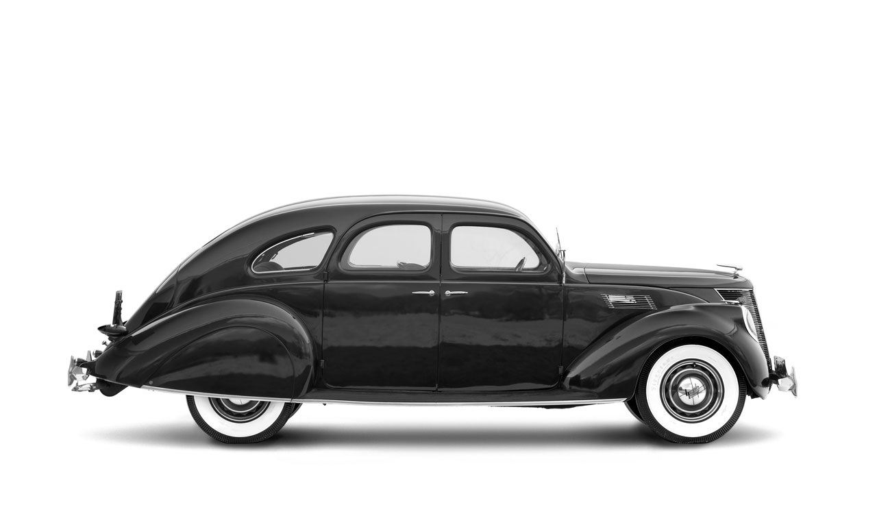 Lincoln Zephyr, 1936 - Photo: Tif Hunter / Octopus Books