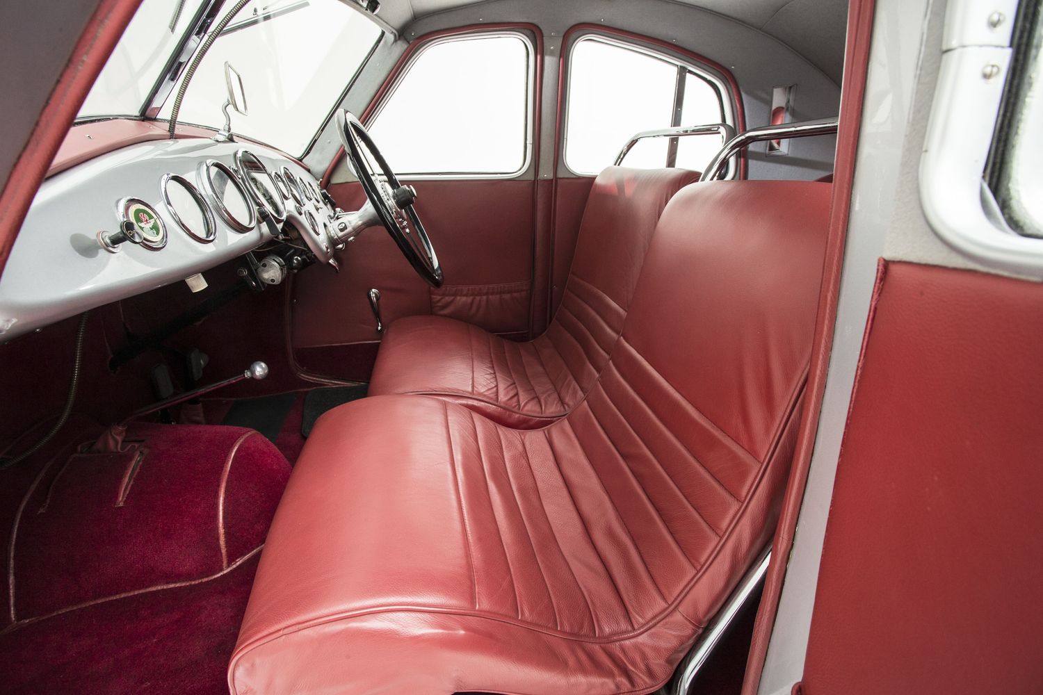 Aston Martin Atom, 1939-1940 - Iterior