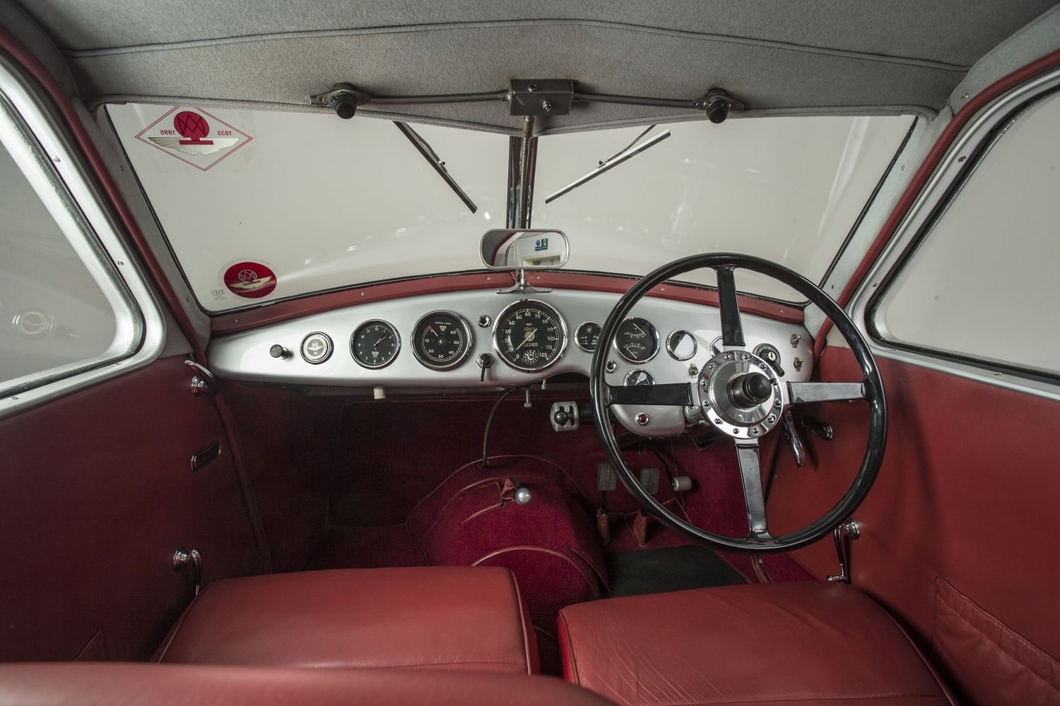 Aston Martin Atom, 1939-1940 - Iterior
