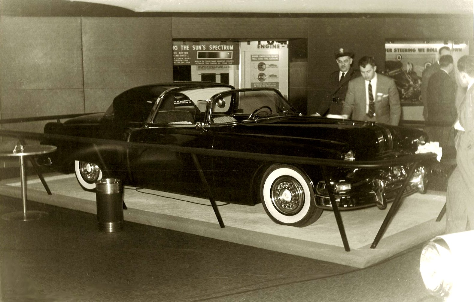 Pontiac Parisienne, 1953